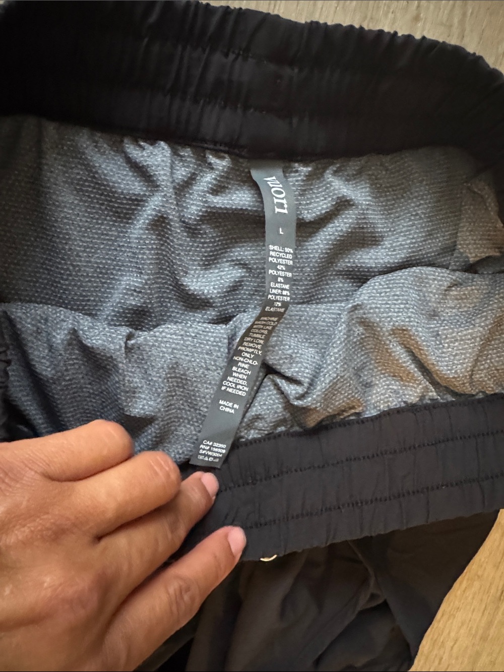Vuori shorts - Picture 4 of 4
